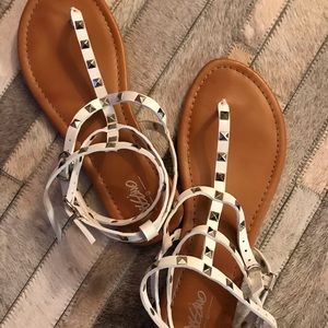 Mossimo Gladiator Sandals - Gently Loved...